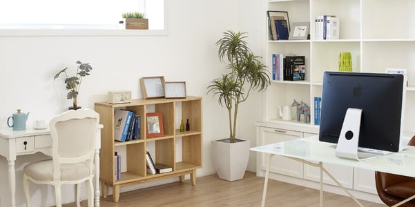 Use-storage-space-and-manage-cables